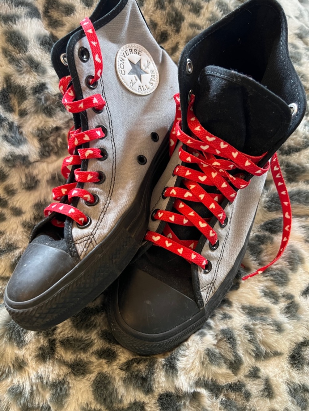 Converse All Star High-Top Sneakers in Gray, Black w/ Red Heart Laces Womens 9.5